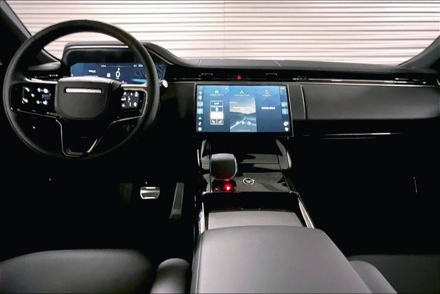 New 2026 Land Rover Range Rover Sport Dynamic SE AWD/4WD image 6