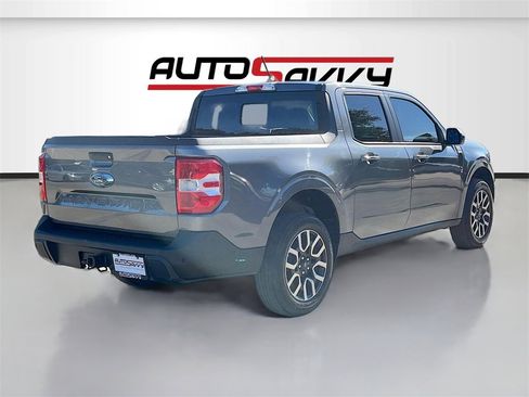 Used 2022 Ford Maverick Lariat image 7