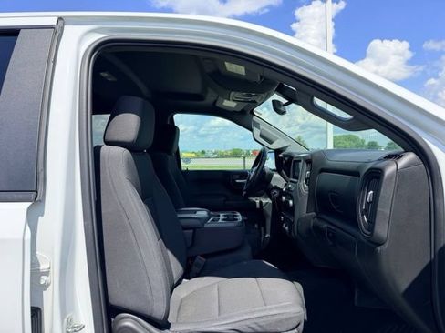 Used 2020 Chevrolet Silverado 1500 Custom Trail Boss w/ Custom Convenience Package AWD/4WD image 10