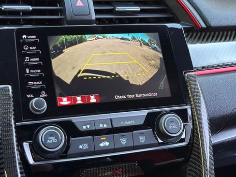 Used 2019 Honda Civic Type R image 16