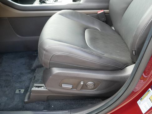 Certified 2026 Kia Carnival FWD image 20