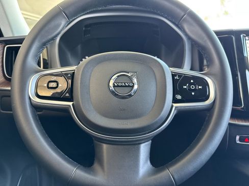 Certified 2023 Volvo XC60 B5 Plus w/ Protection Package Premier FWD image 23