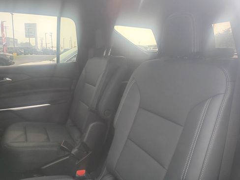 Used 2026 Chevrolet Traverse LT AWD/4WD image 25