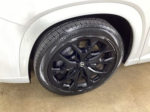 Used 2025 Lexus TX 350 AWD w/ Technology Package image 33