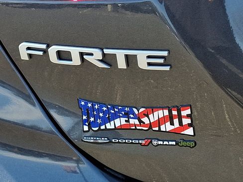 Used 2024 Kia Forte LXS image 17