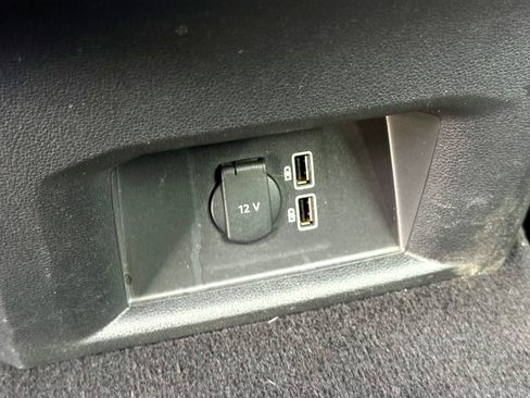 Used 2018 Volkswagen Atlas SE image 18