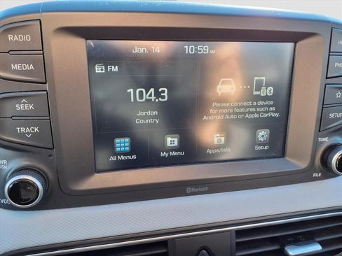 Used 2021 Hyundai Kona SE image 12