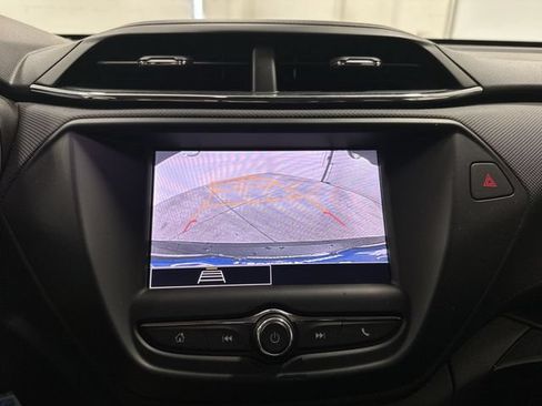 Used 2021 Chevrolet TrailBlazer LS FWD image 20