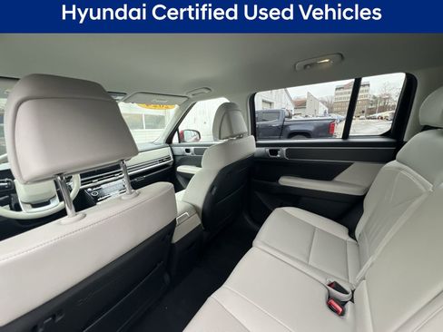 Used 2024 Hyundai Santa Fe SEL image 16
