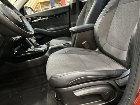 Certified 2024 Kia Seltos S image 16