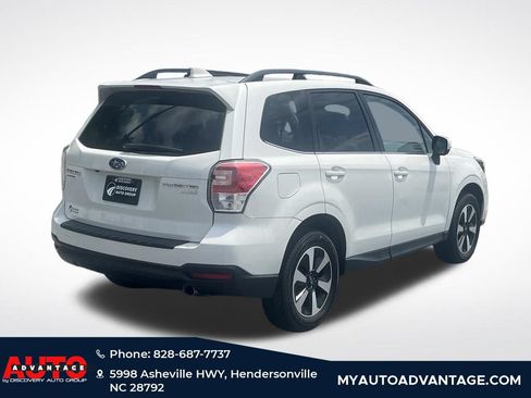Used 2017 Subaru Forester 2.5i Limited AWD/4WD image 3
