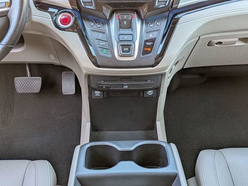 Used 2020 Honda Odyssey Elite image 22