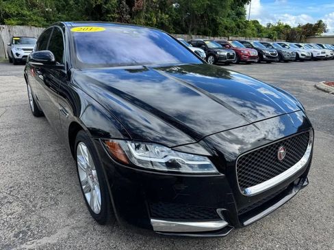 Used 2017 Jaguar XF Premium image 3
