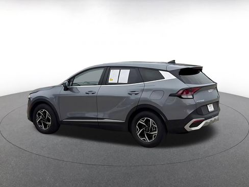 Used 2025 Kia Sportage LX FWD image 10