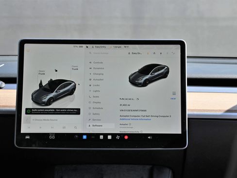 Used 2022 Tesla Model 3 RWD image 10
