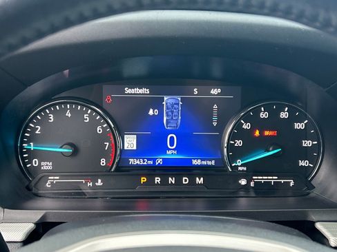 Used 2021 Ford Explorer XLT w/ Equipment Group 202A image 17