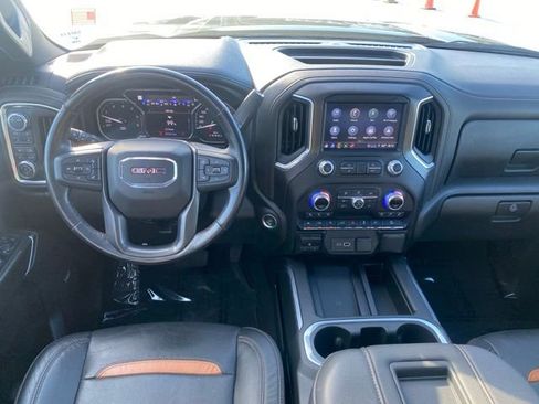 Used 2021 GMC Sierra 1500 AT4 w/ AT4 Value Package AWD/4WD image 11