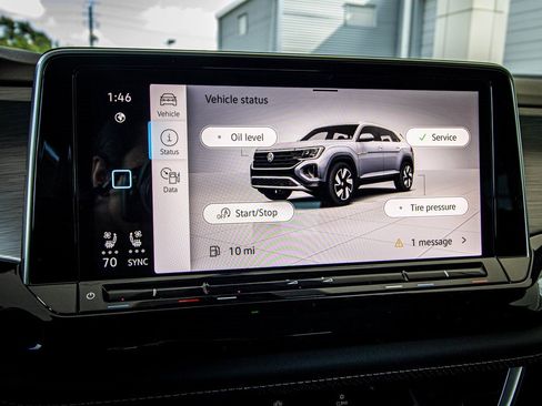 New 2026 Volkswagen Atlas Cross Sport SE image 40