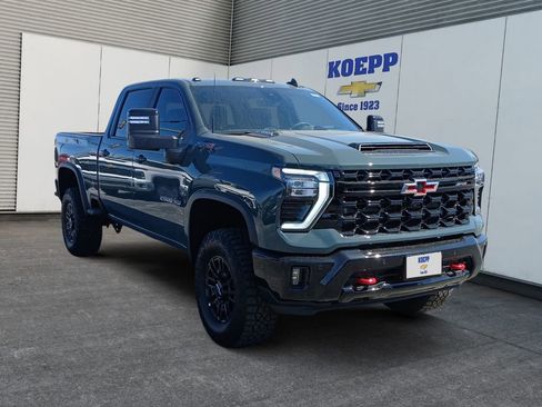 New 2026 Chevrolet Silverado 2500 ZR2 AWD/4WD image 7