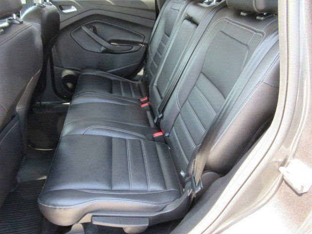Used 2019 Ford Escape Titanium FWD image 15