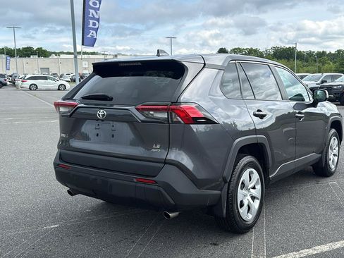 Used 2023 Toyota RAV4 LE AWD/4WD image 6