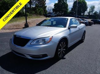 Used 2012 Chrysler 200 S FWD video 1