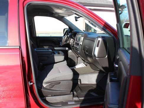 Used 2018 Chevrolet Silverado 1500 LT w/ All Star Edition image 35