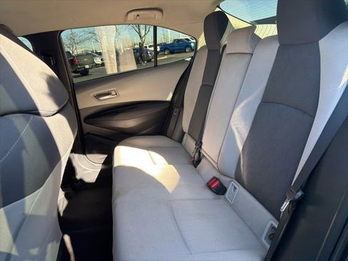 Used 2020 Toyota Corolla LE image 14