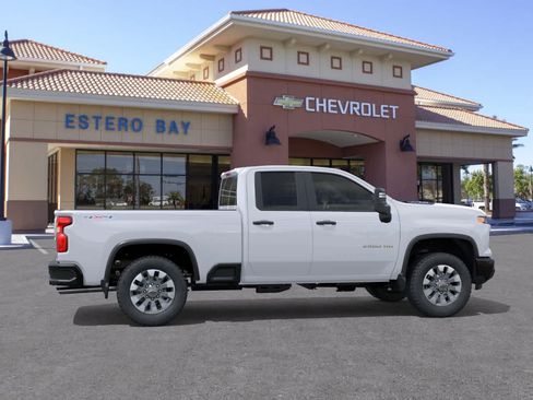 New 2026 Chevrolet Silverado 2500 Custom w/ Custom Value Package AWD/4WD image 5