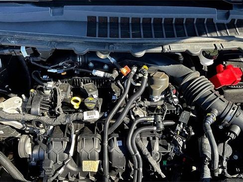 Used 2024 Ford Edge Titanium image 32