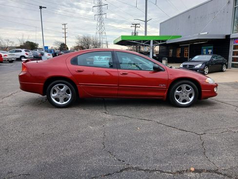 Used 2002 Dodge Intrepid R/T image 5