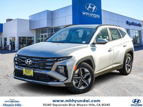 New 2026 Hyundai Tucson SEL image 1