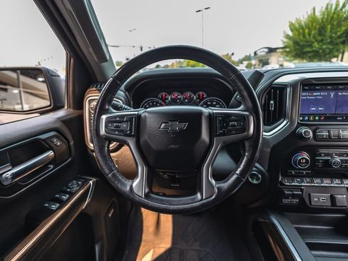 Used 2019 Chevrolet Silverado 1500 RST AWD/4WD image 27
