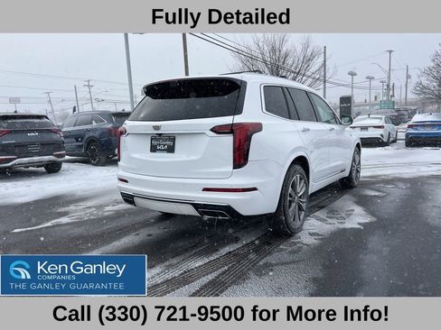 Used 2022 Cadillac XT6 Premium Luxury image 8