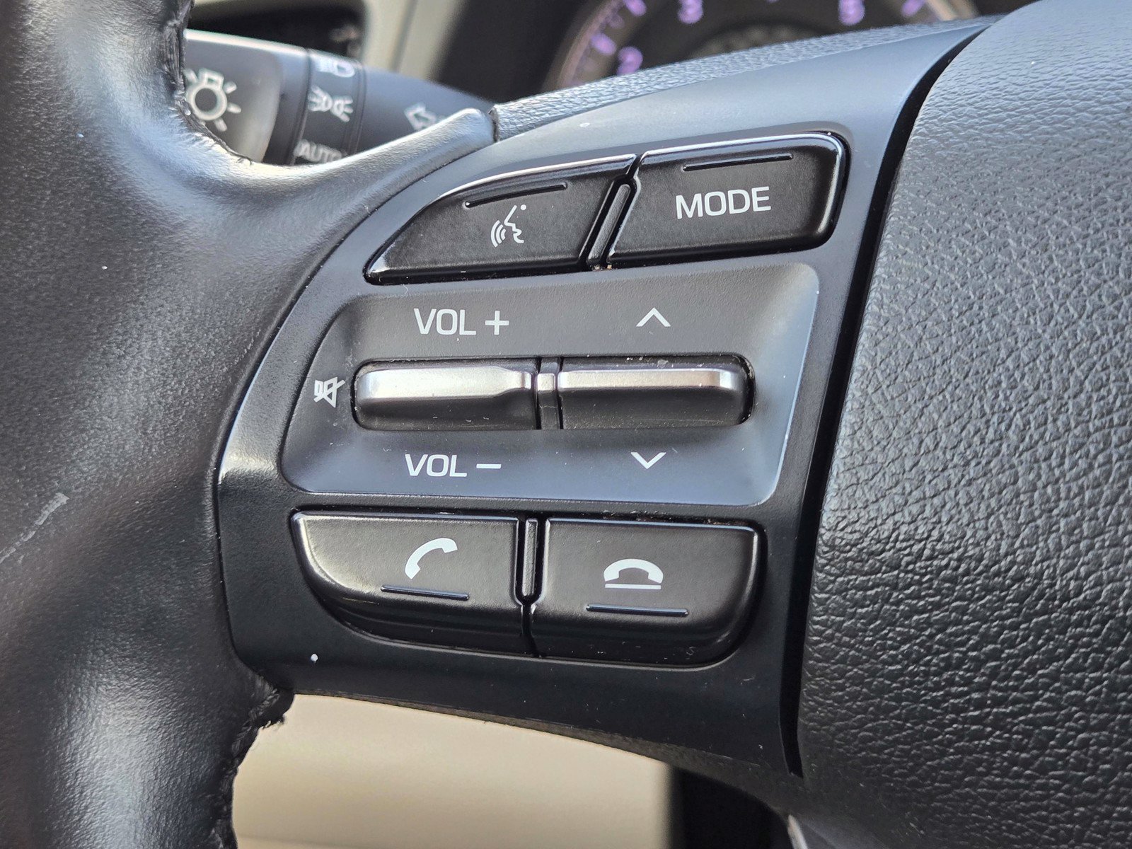 Used 2020 Hyundai Elantra Value Edition FWD image 26