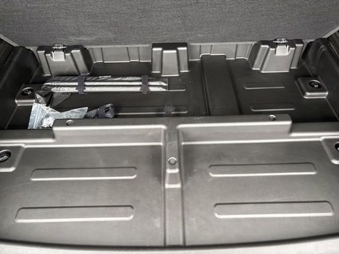 Used 2022 Chevrolet Suburban RST w/ Luxury Package AWD/4WD image 43