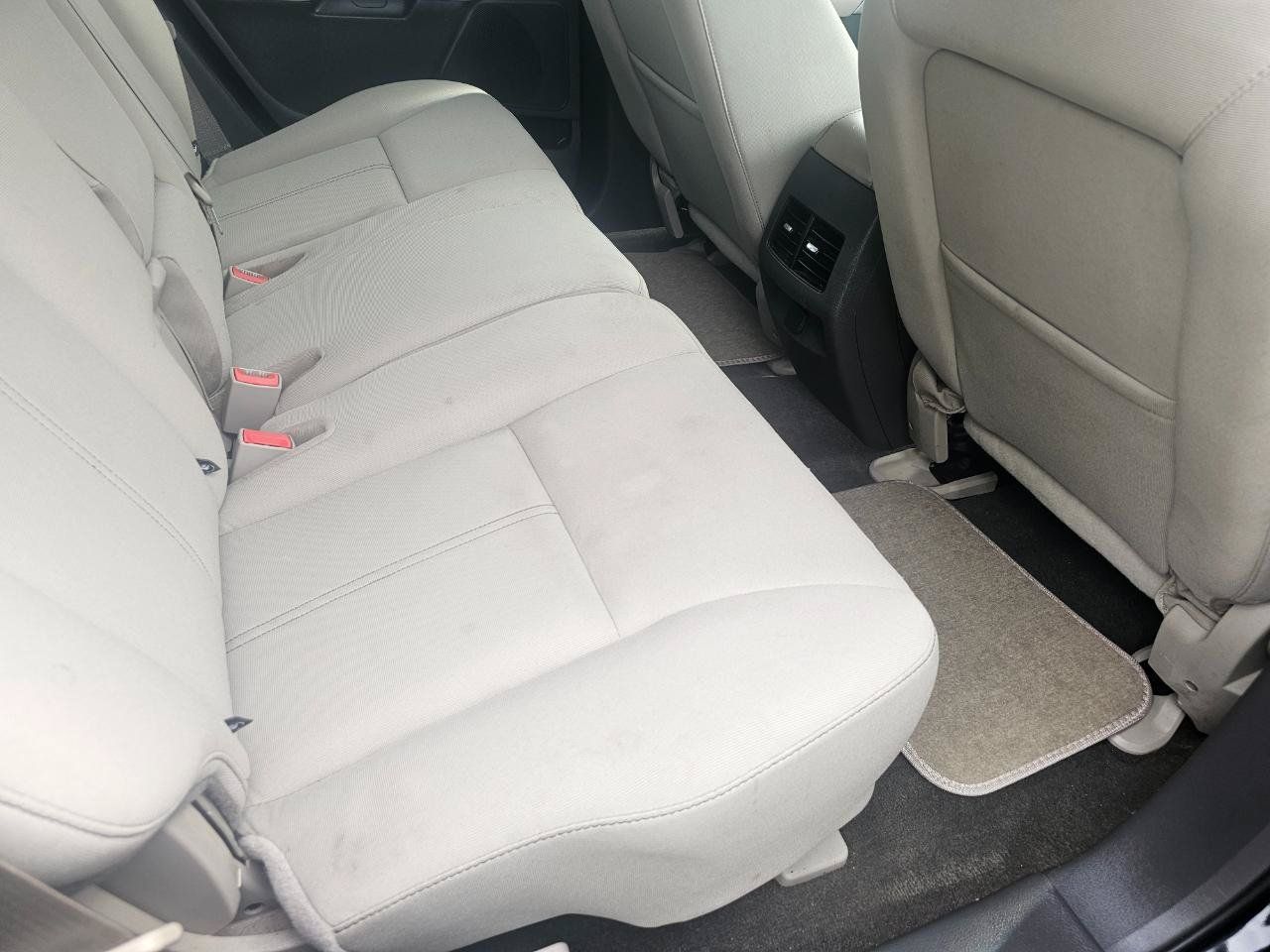 Used 2013 Ford Edge SE FWD image 19