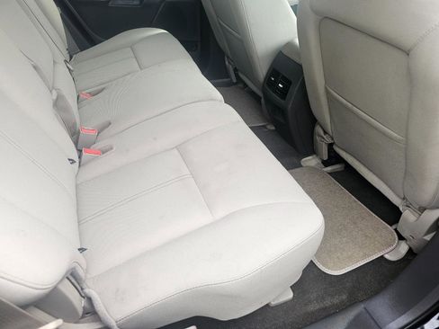 Used 2013 Ford Edge SE FWD image 19