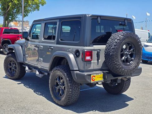Used 2023 Jeep Wrangler Unlimited Sport AWD/4WD image 3