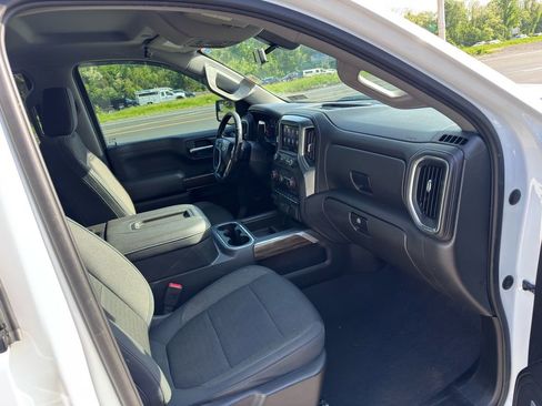 Used 2020 Chevrolet Silverado 1500 RST AWD/4WD image 30