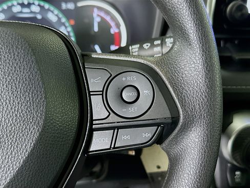 Used 2024 Toyota RAV4 LE image 17