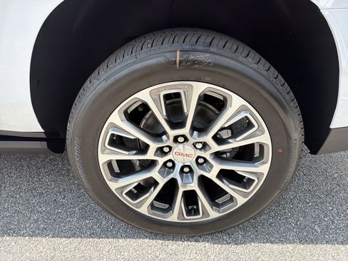 New 2026 GMC Yukon XL Denali w/ Sun & Power Step Package AWD/4WD image 20