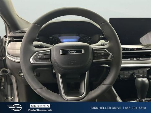 Used 2023 Jeep Compass Limited AWD/4WD image 11