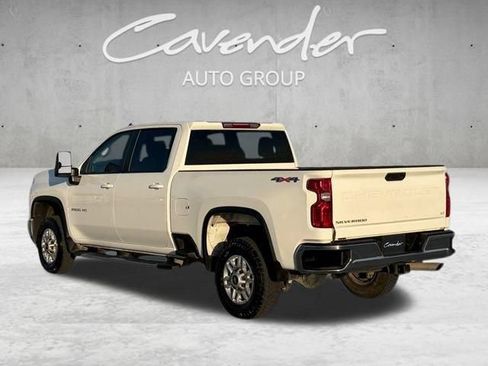 Used 2025 Chevrolet Silverado 2500 LT w/ Convenience Package AWD/4WD image 14