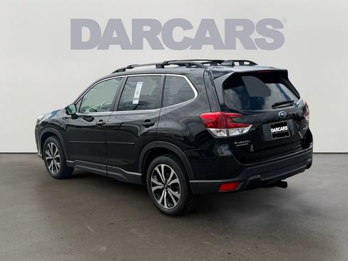 Used 2022 Subaru Forester Limited AWD/4WD image 5