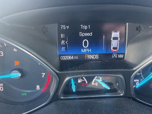 Used 2018 Ford Escape SEL FWD image 12