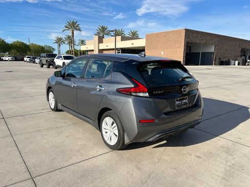 Used 2025 Nissan Leaf S FWD image 8