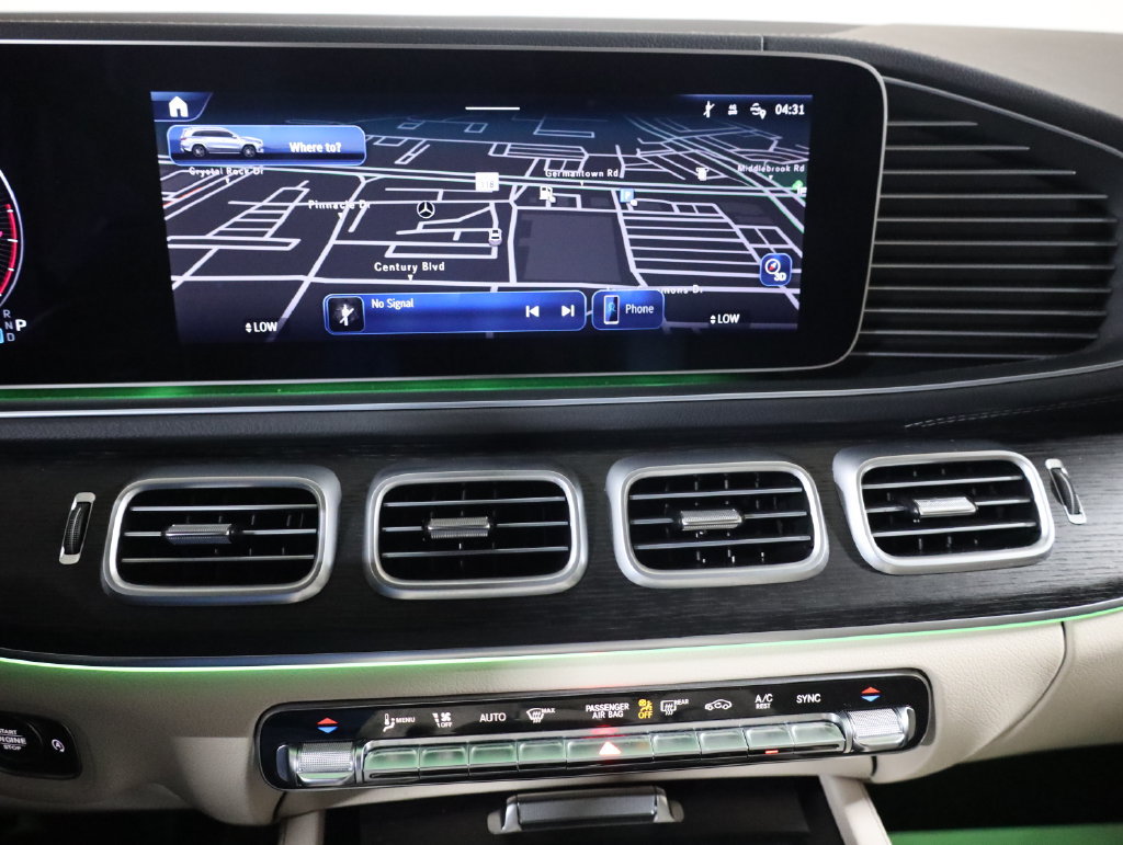 Used 2025 Mercedes-Benz GLS 450 4MATIC w/ AMG Line Exterior image 24