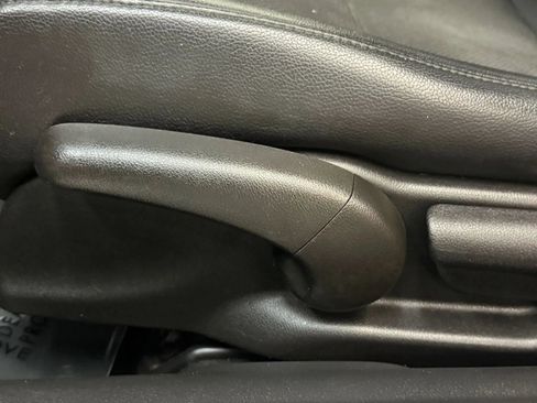 Used 2013 Acura ILX FWD image 25