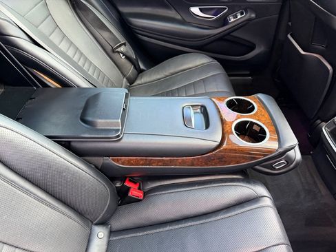 Used 2014 Mercedes-Benz S 550 Sedan image 21